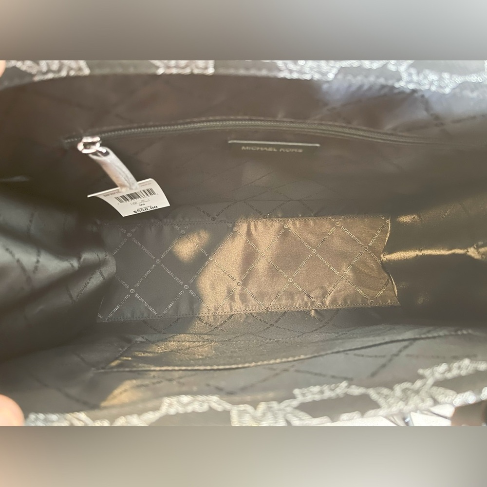 NWT Michael Kors Tote - Picture 6 of 9